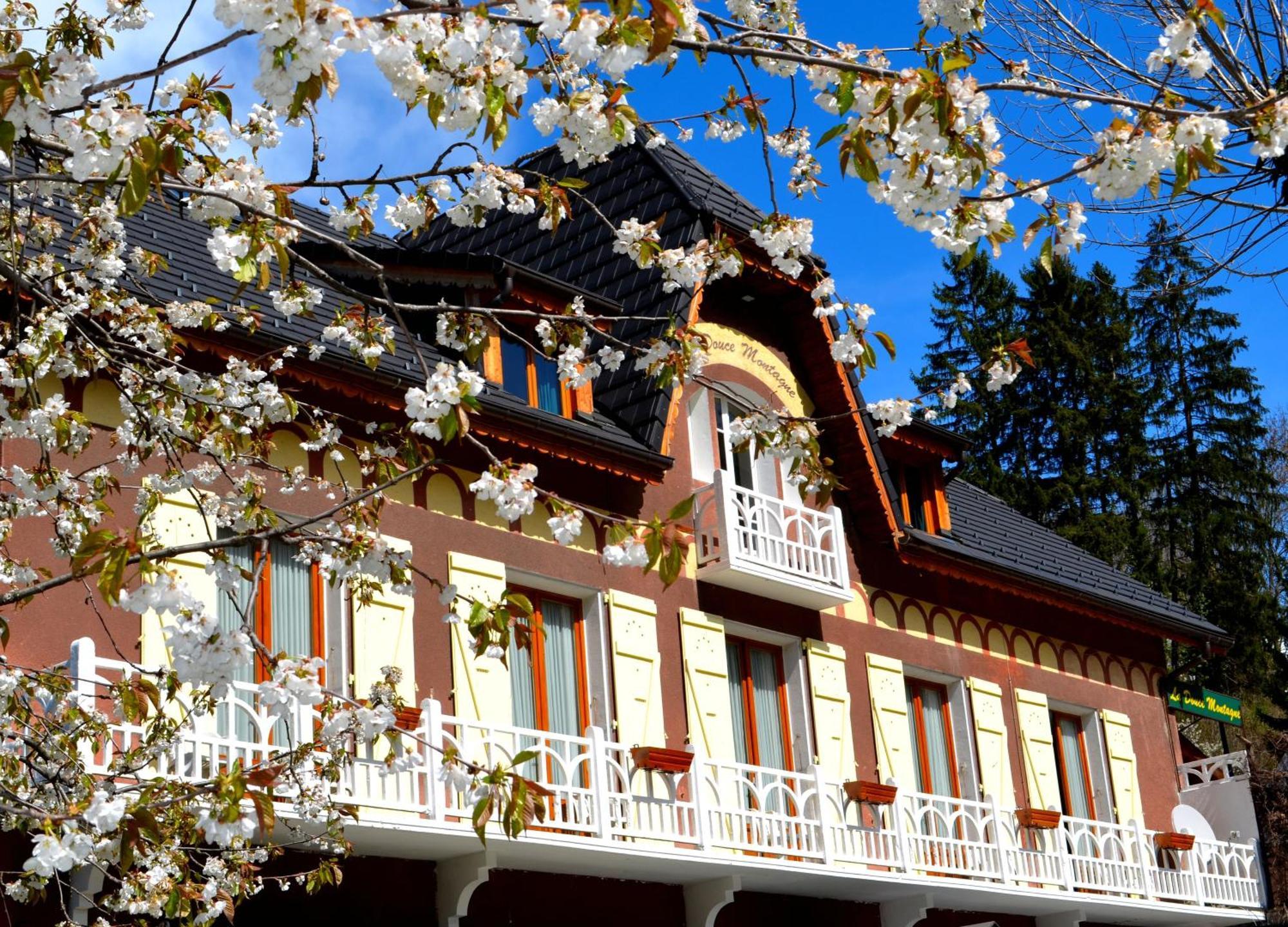 Auberge La Douce Montagne Allemont Exteriör bild